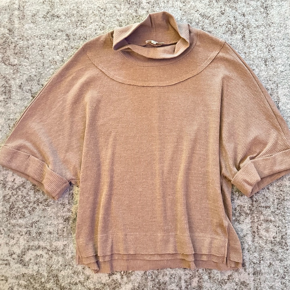 Women's Tan Sweater